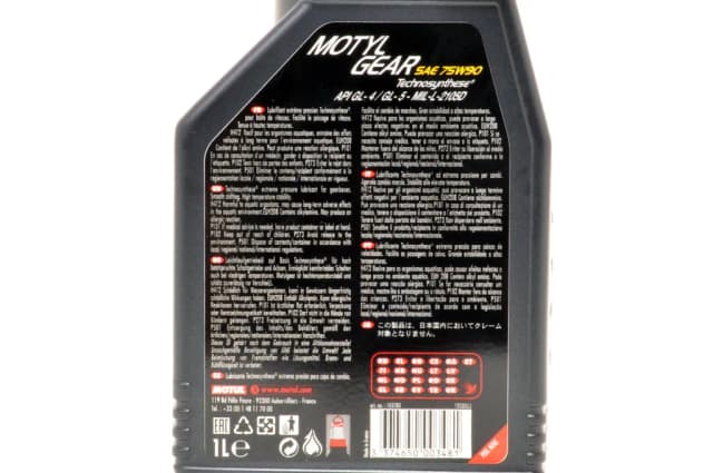 Motul Motylgear 75W90 – idealny olej do skrzyń biegów i mostów Motul Motylgear 75W90 – idealny olej do skrzyń biegów i mostów