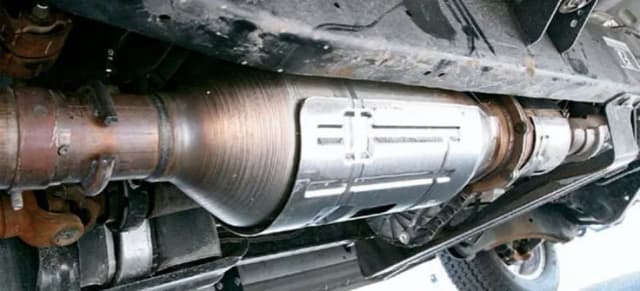 Peugeot 407 2.0 HDI – czy ma DPF? Ważne informacje o filtrze cząstek stałych Peugeot 407 2.0 HDI – czy ma DPF? Ważne informacje o filtrze cząstek stałych